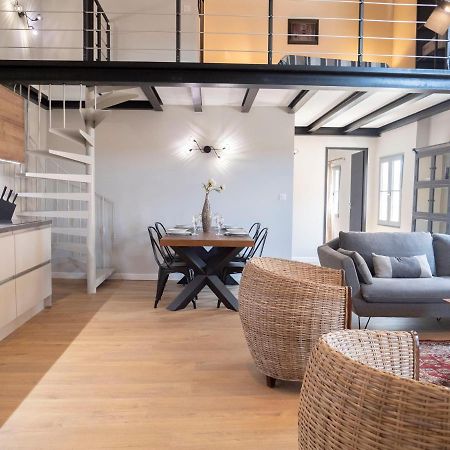 Cozy Nest In The Center Of Isle Sur La Sorgue For 4 People Lägenhet LʼIsle-sur-la-Sorgue Exteriör bild